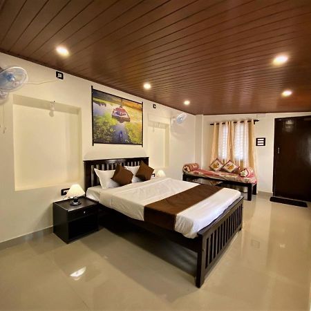 Udupi Inn Екстериор снимка