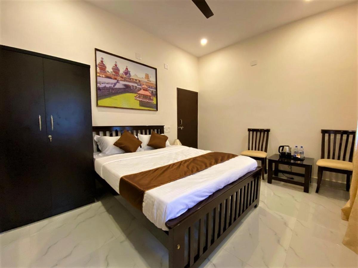Udupi Inn Екстериор снимка